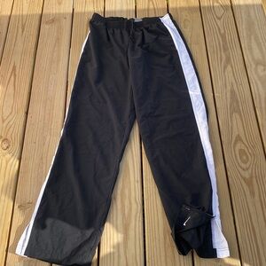 🍍NIKE WIND PANTS🍍SLIT ANKLE🍍DRAW STRING🍍POCKETS🍍SIZE 12-14🍍H-5